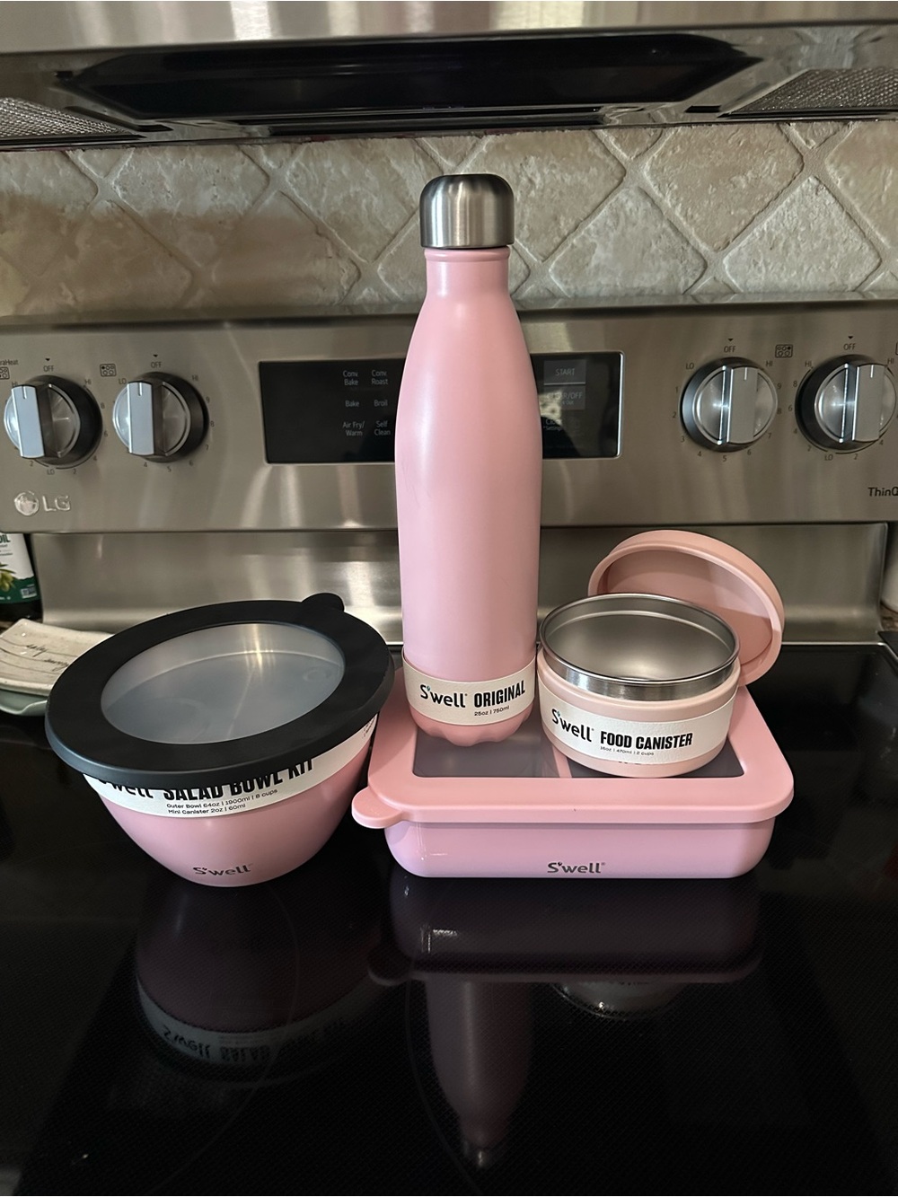S'well Pink to go container Set